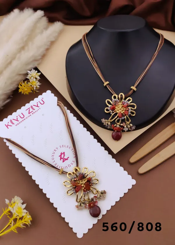 Gold_Alloy_Floral_Crystal_Pendant_Necklace_For_Women