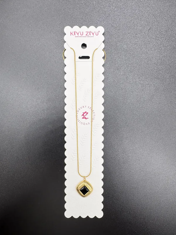 Black_Stone_Gold_Tone_Alloy_Square_Pendant_Chain_Necklace_For_Women