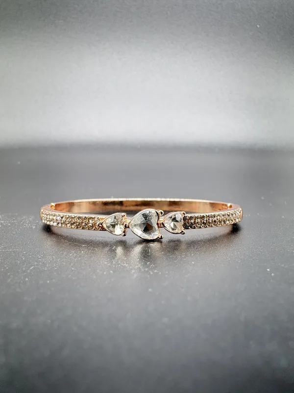 Rose_Gold_Alloy_Heart_Crystal_Bracelet_For_Women