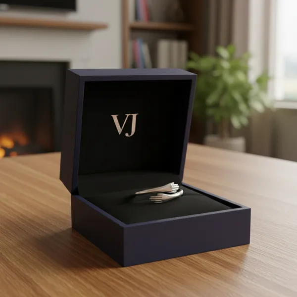 92.5_Silver_Hug_Ring_for_Women_and_Girls