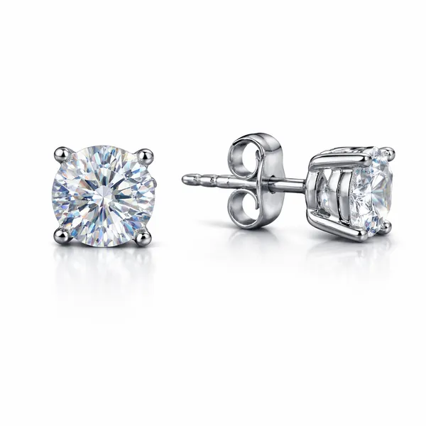 Solitaire_ear_studs_in_925_Silver_in_four_prong_setting_with_classic_round_bright_white_solitaire
