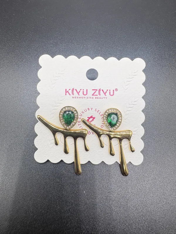 Green_Alloy_Crystal_Teardrop_Stone_Drop_Earrings_For_Women