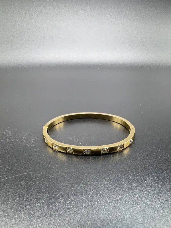 Gold_Alloy_Crystal_Accent_Bangle_Bracelet_For_Women