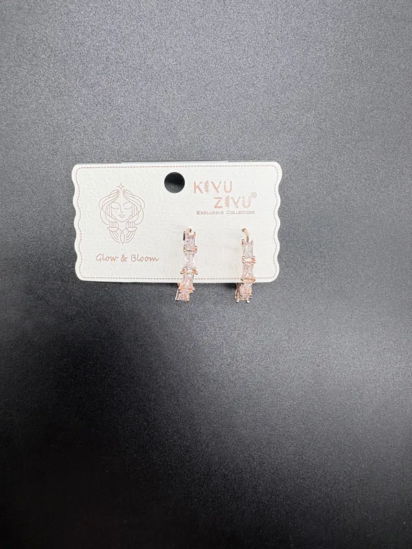 Rose_Gold_Alloy_Crystal_Dangle_Earrings_For_Women