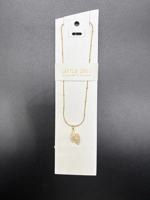 Gold_Alloy_Butterfly_Pendant_Necklace_For_Women