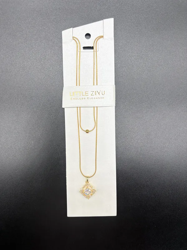 Gold_Alloy_Layered_Crystal_Diamond_Pendant_Necklace_For_Women
