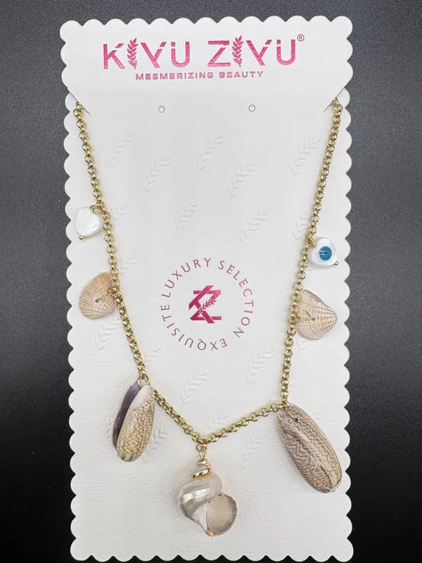 Gold_Alloy_Natural_Seashell_Charm_Chain_Necklace_For_Women