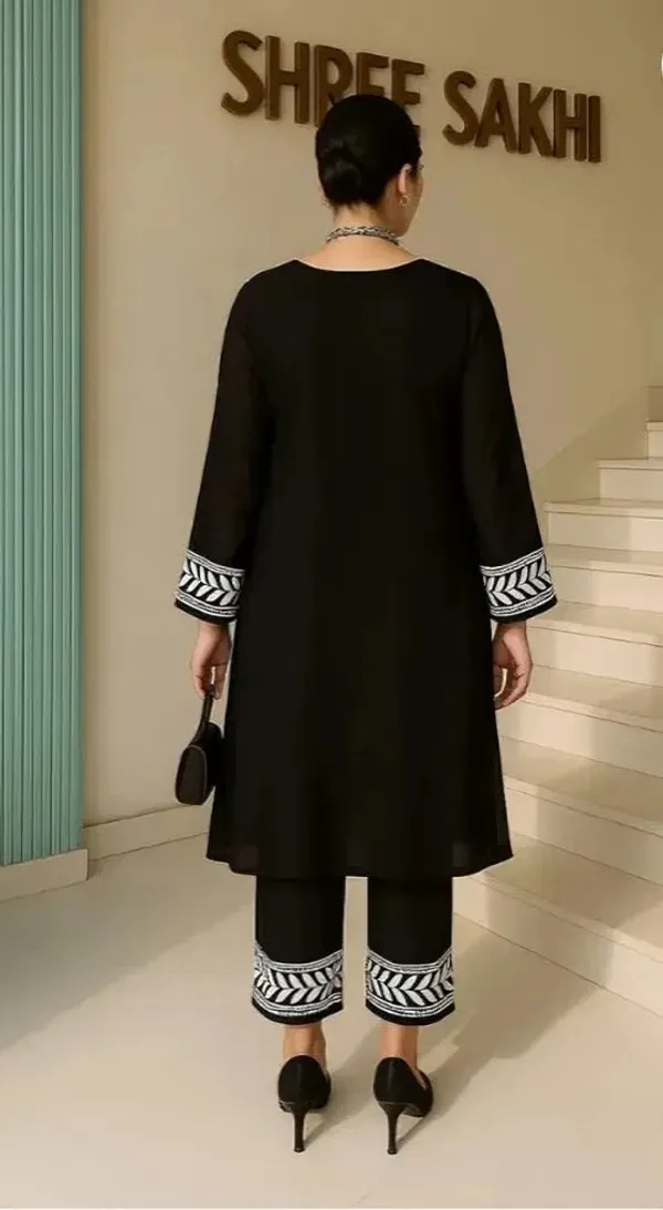 Black_Cotton_Kurti_And_Pant_Set_For_Women