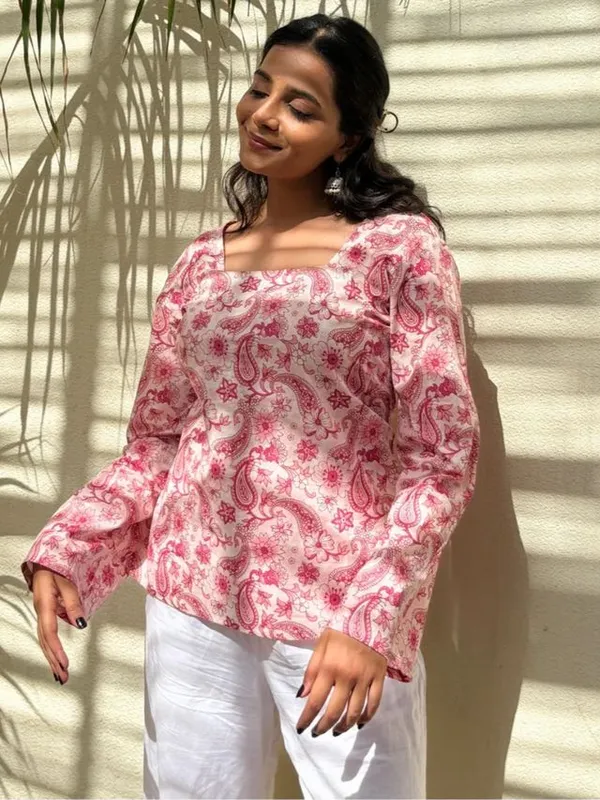 Pink_Cotton_Kurti_For_Women