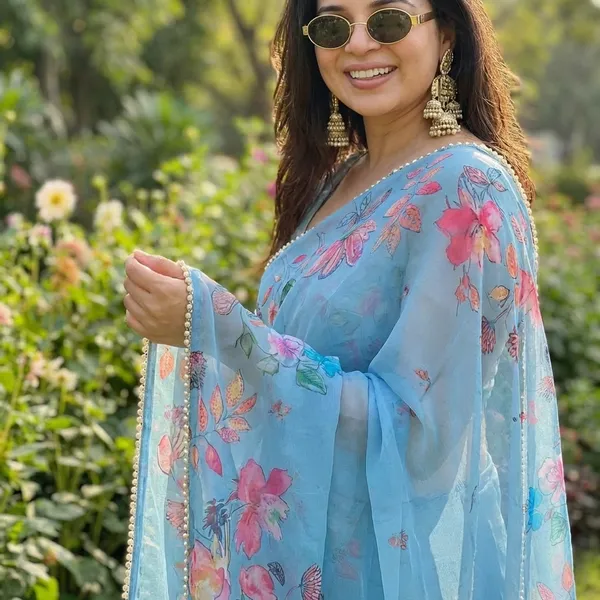 Sky_Blue_Floral_Embroidered_Saree_With_Pearl_Border_For_Women