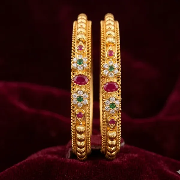 Swati_Golden_Bangles