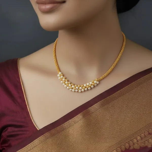 Copper_Base_With_Gold_Plated_Akshykanti_Kolhapuri_Thushi