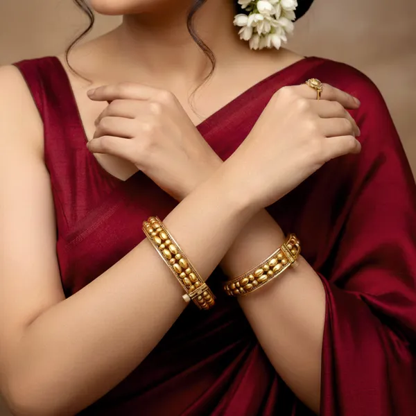 Copper_Base_With_Gold_Plated_Bormal_Rajmahal_Fancy_Bangles