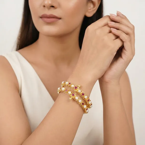 Copper_Base_With_Gold_Plated_Gulmohari_Moti_Bangles