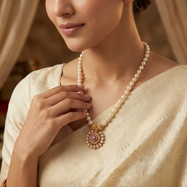 Copper_Base_With_Gold_Plated_Mudrika_Moti_Thushi_Necklace