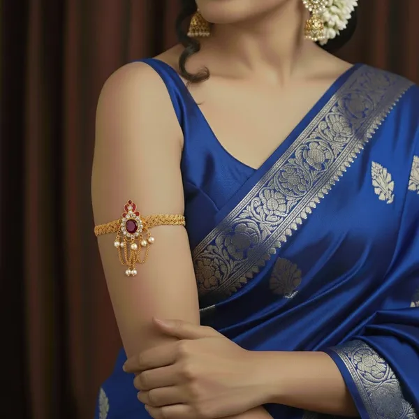Copper_Base_With_Gold_Plated_Rajat_Vilas_Pearl_Bajubandh