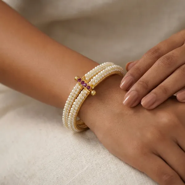 Copper_Base_With_Gold_Plated_Sharadmani_Moti_Bangles