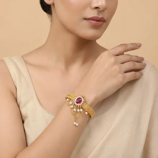 Copper_Base_With_Gold_Plated_Suryaji_Bajubandh