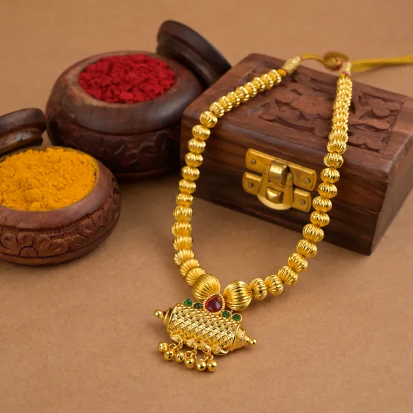 Copper_Base_With_Gold_Plated_Tite_Kolhapuri_Thushi