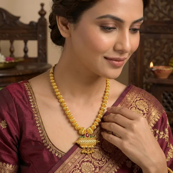 Copper_Base_With_Gold_Plated_Tite_Kolhapuri_Thushi