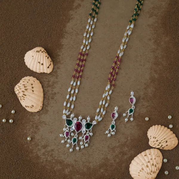 Copper_Base_With_Gold_Plated_Triratna_Rice_Pearl_Tanmani