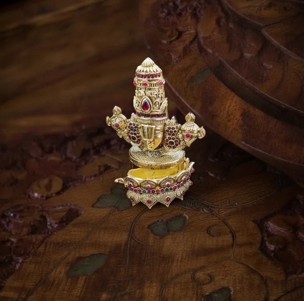 Copper_Base_With_Gold_Plated_Venkateshmukhi_Haldikumkum_Karande