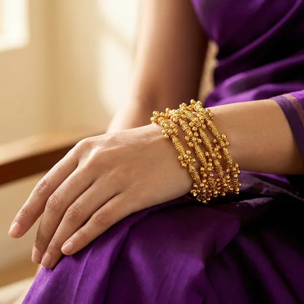 Copper_Base_With_Gold_Plated_Ghungaru_Nakshi_Fancy_Bangale
