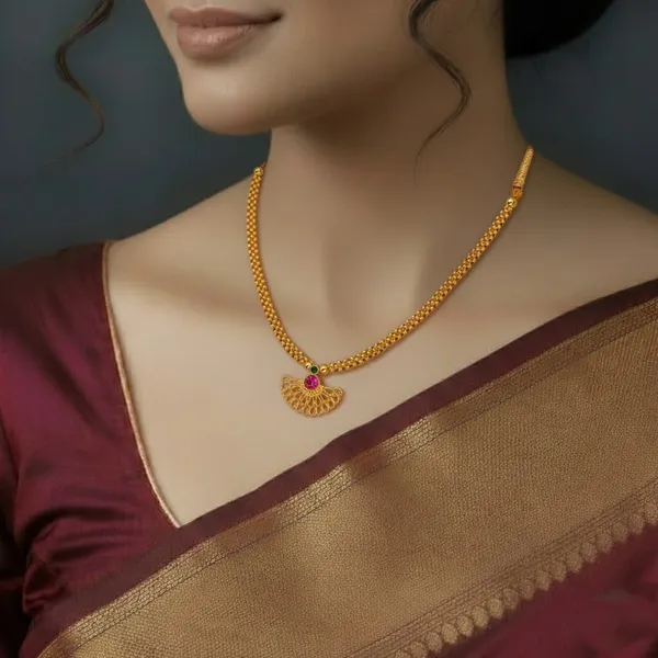 Copper_Base_With_Gold_Plated_Madhushri_Kolhapuri_Thushi