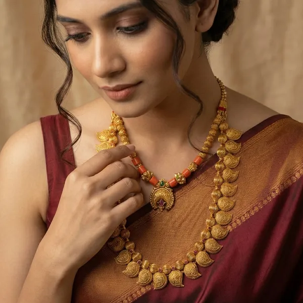 Copper_Base_With_Gold_Plated_Maharshi_Antique_Necklace_Set