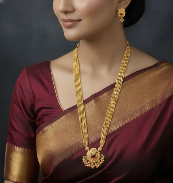 Copper_Base_With_Gold_Plated_Sonalbandh_Kolhapuri_Thushi