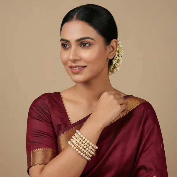 Copper_Base_With_Gold_Plated_String_Pearl_Bangles
