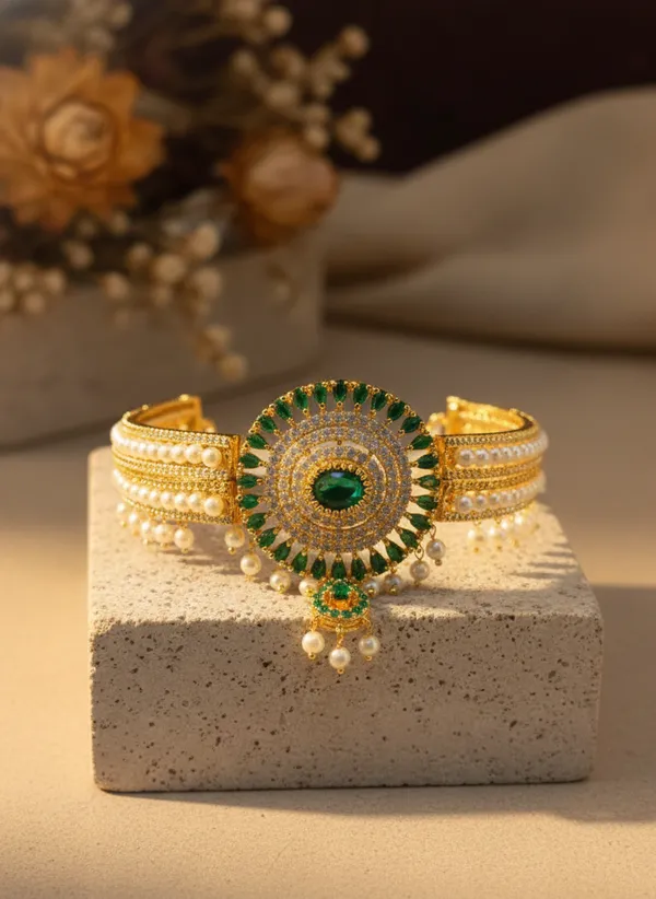 Copper_Base_With_Gold_Plated_Surya_Mayuri_Vanki