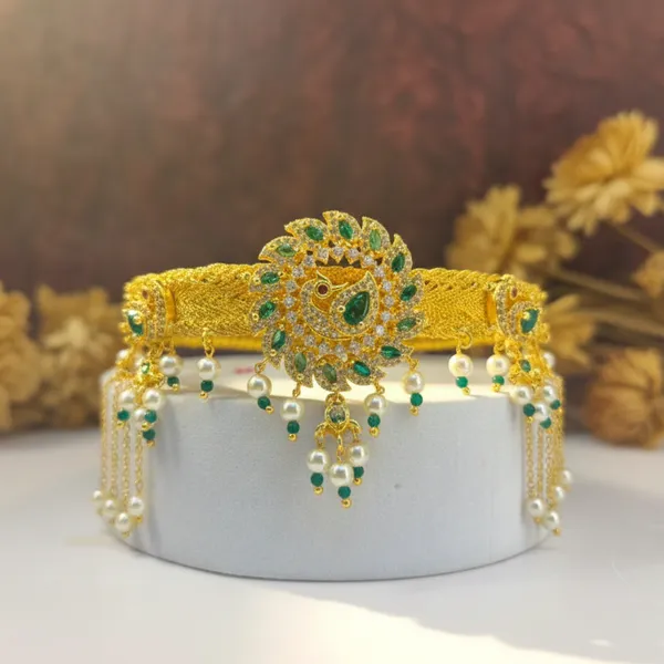 Copper_Base_With_Gold_Plated_Vana_Mayuri_Vanki
