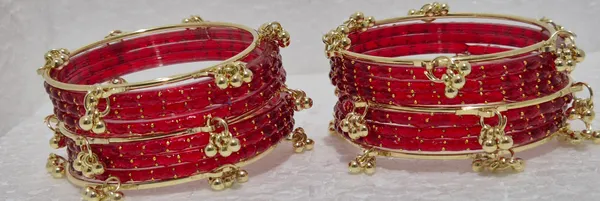 Kashmiri_Ghungharoo_Glass_Bangle_For_Women_And_Girls_Set_of_18_Bangle