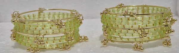 Kashmiri_Ghungharoo_Glass_Bangle_For_Women_And_Girls_Set_of_18_Bangle