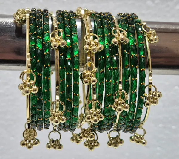Kashmiri_Ghungharoo_Glass_Bangle_For_Women_And_Girls_Set_of_18_Bangle