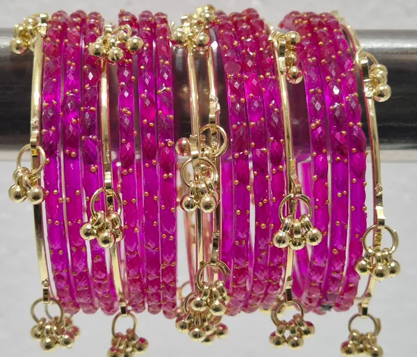 Kashmiri_Ghungharoo_Glass_Bangle_For_Women_And_Girls_Set_of_18_Bangle