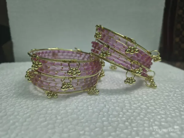 Kashmiri_Ghungharoo_Glass_Bangle_For_Women_And_Girls_Set_of_18_Bangle
