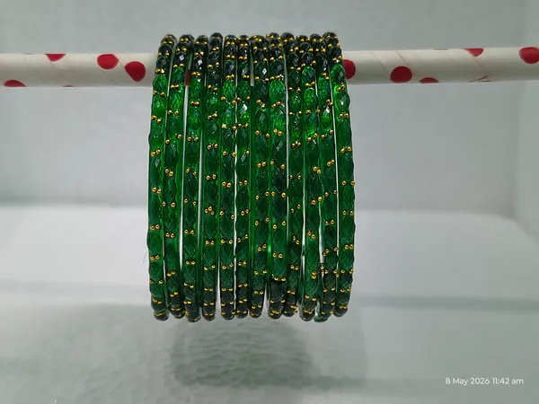 Rain_Drop_Glass_Bangles_Set_For_Women_And_Girls_|_Light_Weight_Bangles_|_Traditional_Transparent_Fancy_Glass_Chudi_Set_for_Wedding,_Party_(12_Bangles)
