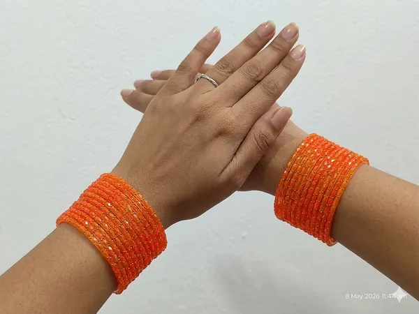 Rain_Drop_Glass_Bangles_Set_For_Women_And_Girls_|_Light_Weight_Bangles_|_Traditional_Transparent_Fancy_Glass_Chudi_Set_for_Wedding,_Party_(12_Bangles)