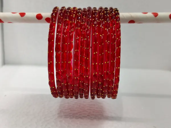 Rain_Drop_Glass_Bangles_Set_For_Women_And_Girls_|_Light_Weight_Bangles_|_Traditional_Transparent_Fancy_Glass_Chudi_Set_for_Wedding,_Party_(12_Bangles)