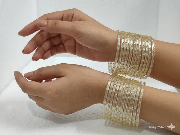 Rain_Drop_Glass_Bangles_Set_For_Women_And_Girls_|_Light_Weight_Bangles_|_Traditional_Transparent_Fancy_Glass_Chudi_Set_for_Wedding,_Party_(12_Bangles)