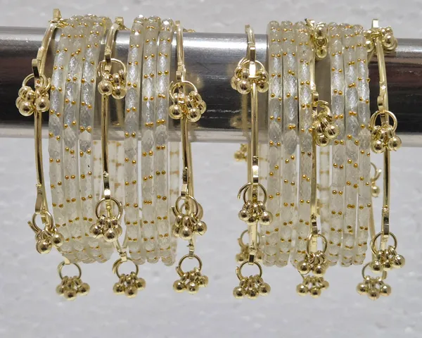 Kashmiri_Ghungharoo_Glass_Bangle_For_Women_And_Girls_Set_of_18_Bangle
