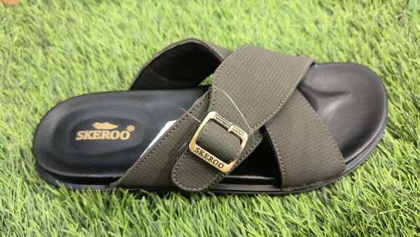 Green_And_Black_Urban_Leather_Anti-Skid_Sandals_For_Men