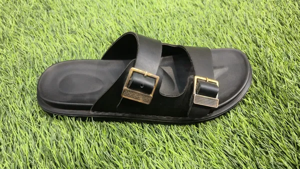 Black_Urban_Leather_Anti-Skid_Slide_Sandals_For_Men