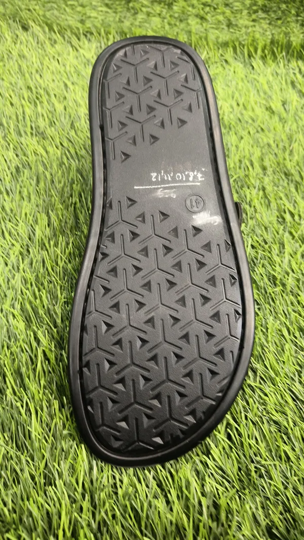 Black_Urban_Leather_Anti-Skid_Slide_Sandals_For_Men