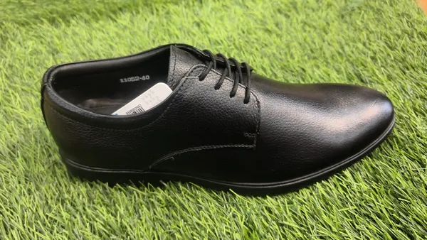 Black_Urban_Leather_Anti-Skid_Formal_Shoes_For_Men