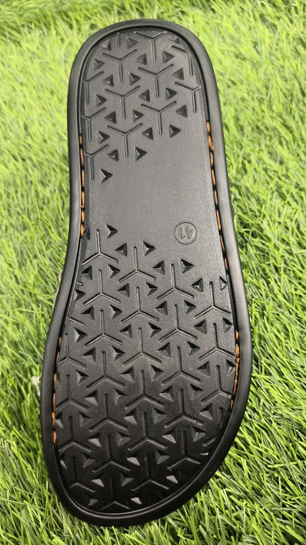 Brown_Urban_Leather_Anti-Skid_Sandals_For_Men