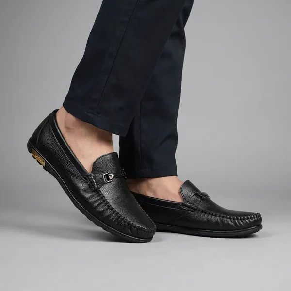 Black_Urban_Leather_Anti-Skid_Loafers_For_Men