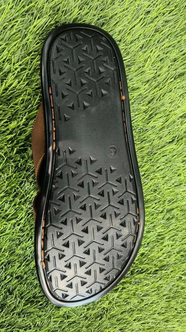 Brown_Urban_Leather_Anti-Skid_Sandals_For_Men